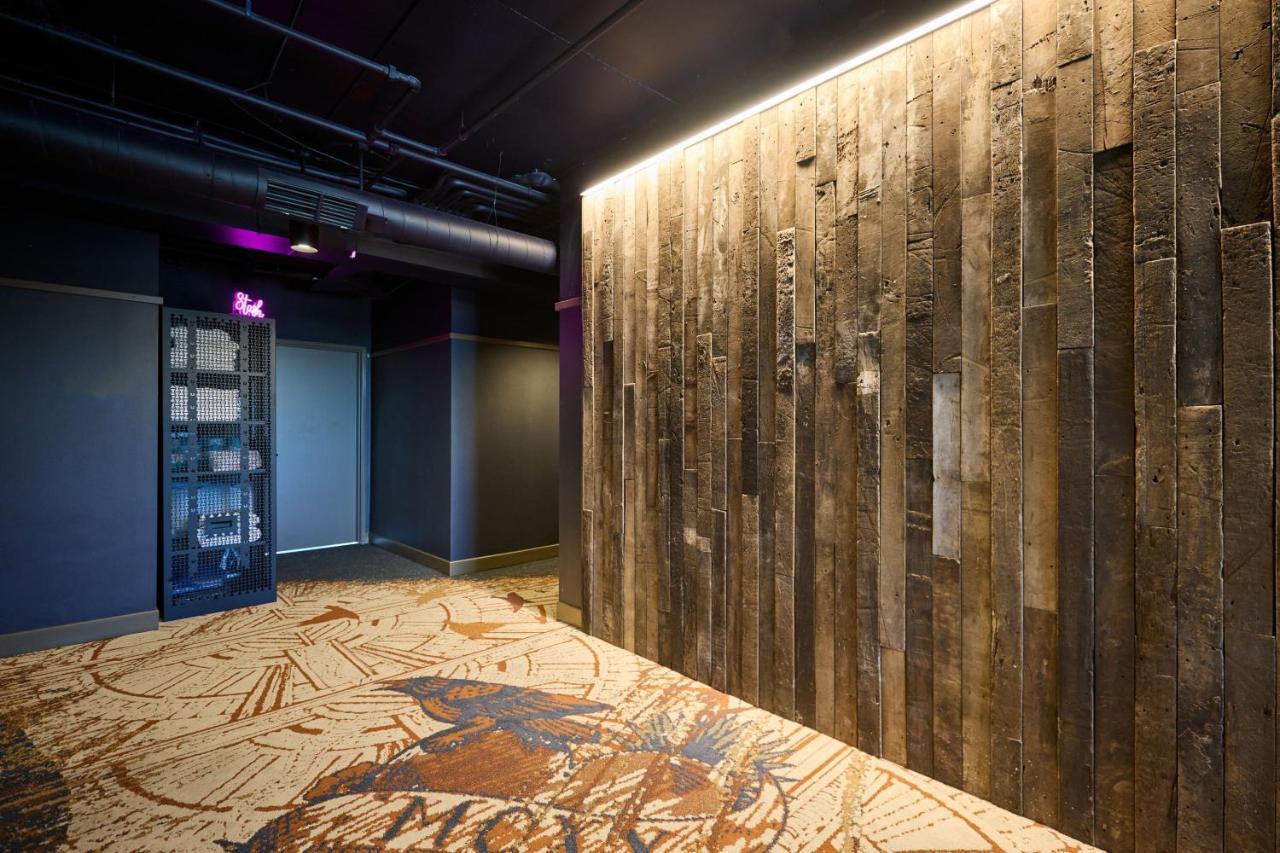 Moxy Charleston Downtown Hotel Exterior foto