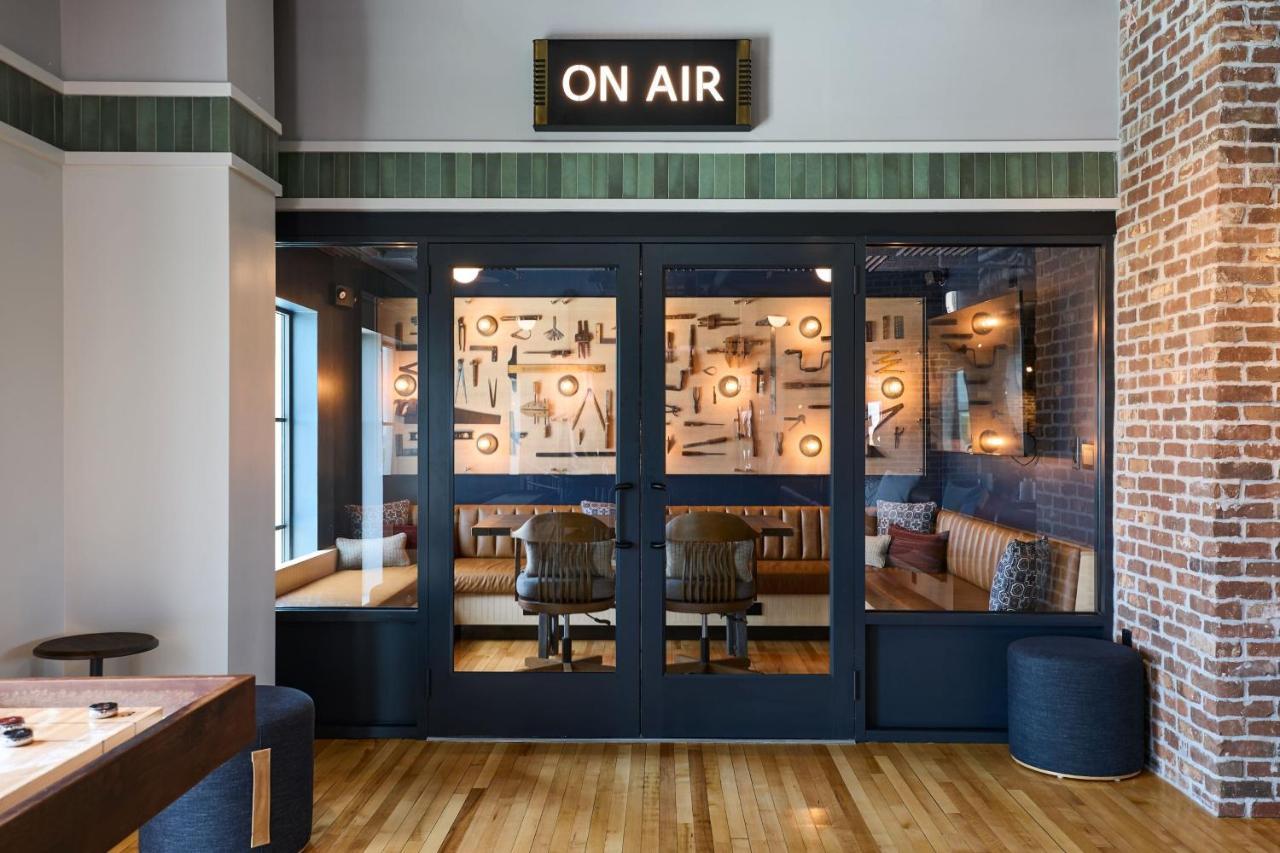 Moxy Charleston Downtown Hotel Exterior foto
