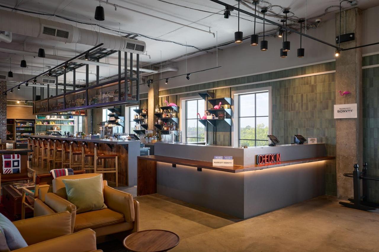 Moxy Charleston Downtown Hotel Exterior foto